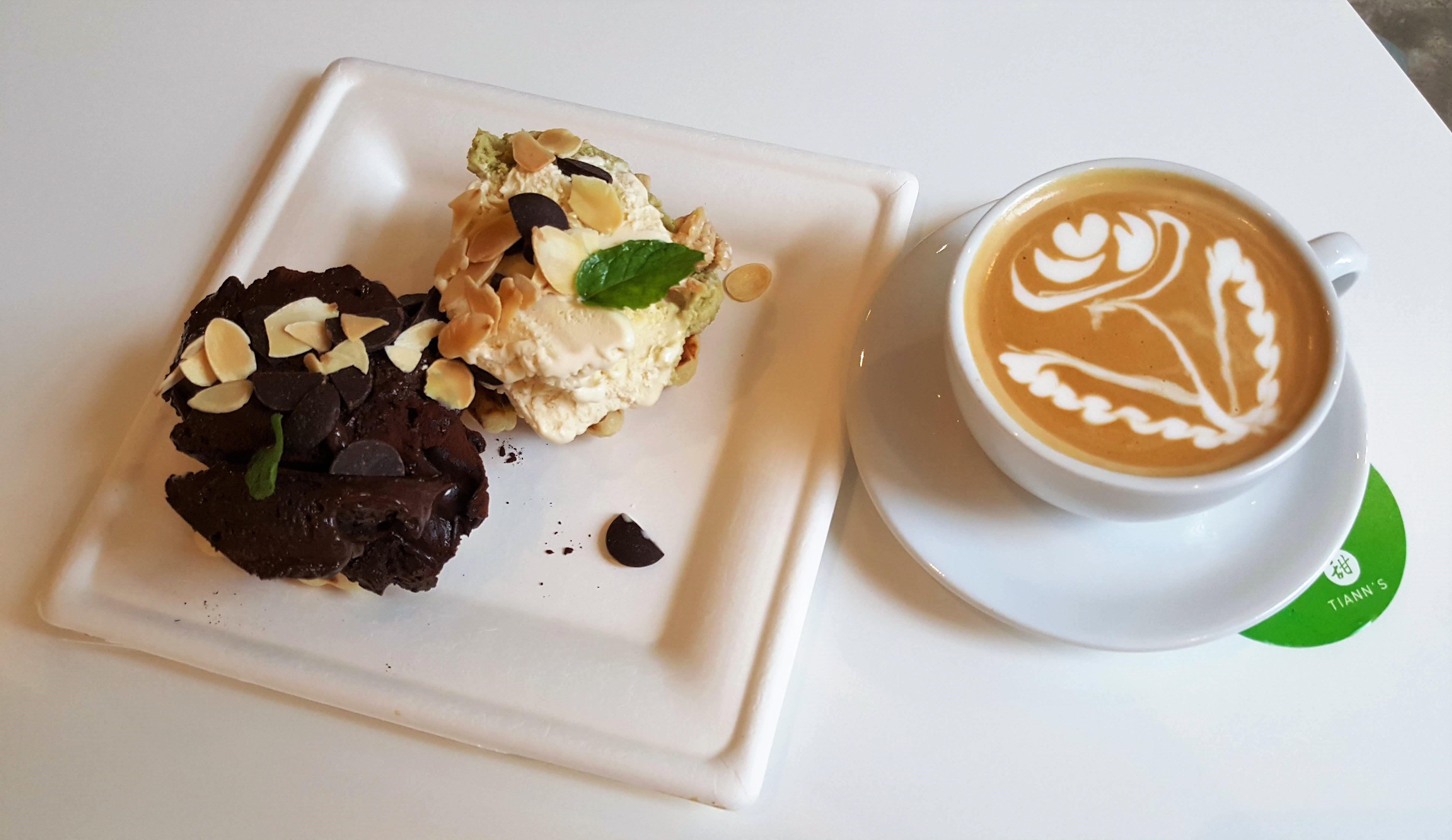 tiann bakery singapore waffles